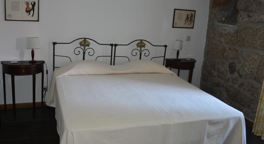 Hotel Casas Do Eido E Casa Da Viuva Celorico De Basto Pokoj fotografie